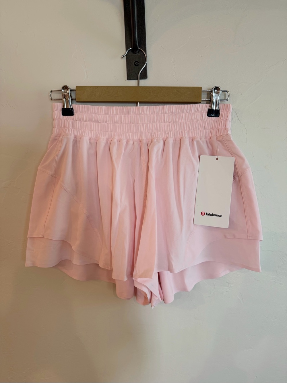 Lululemon Shake It Out HR Running Short 2.5” *Pink Pearl